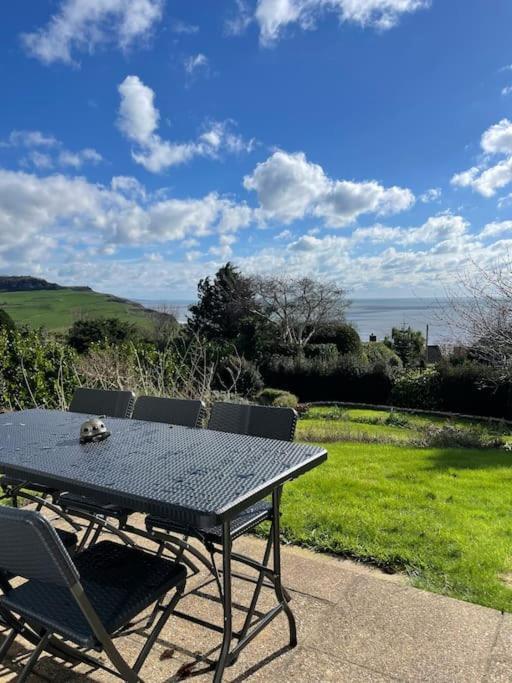 Stunning Charmouth Property With Bay Views! Buitenkant foto