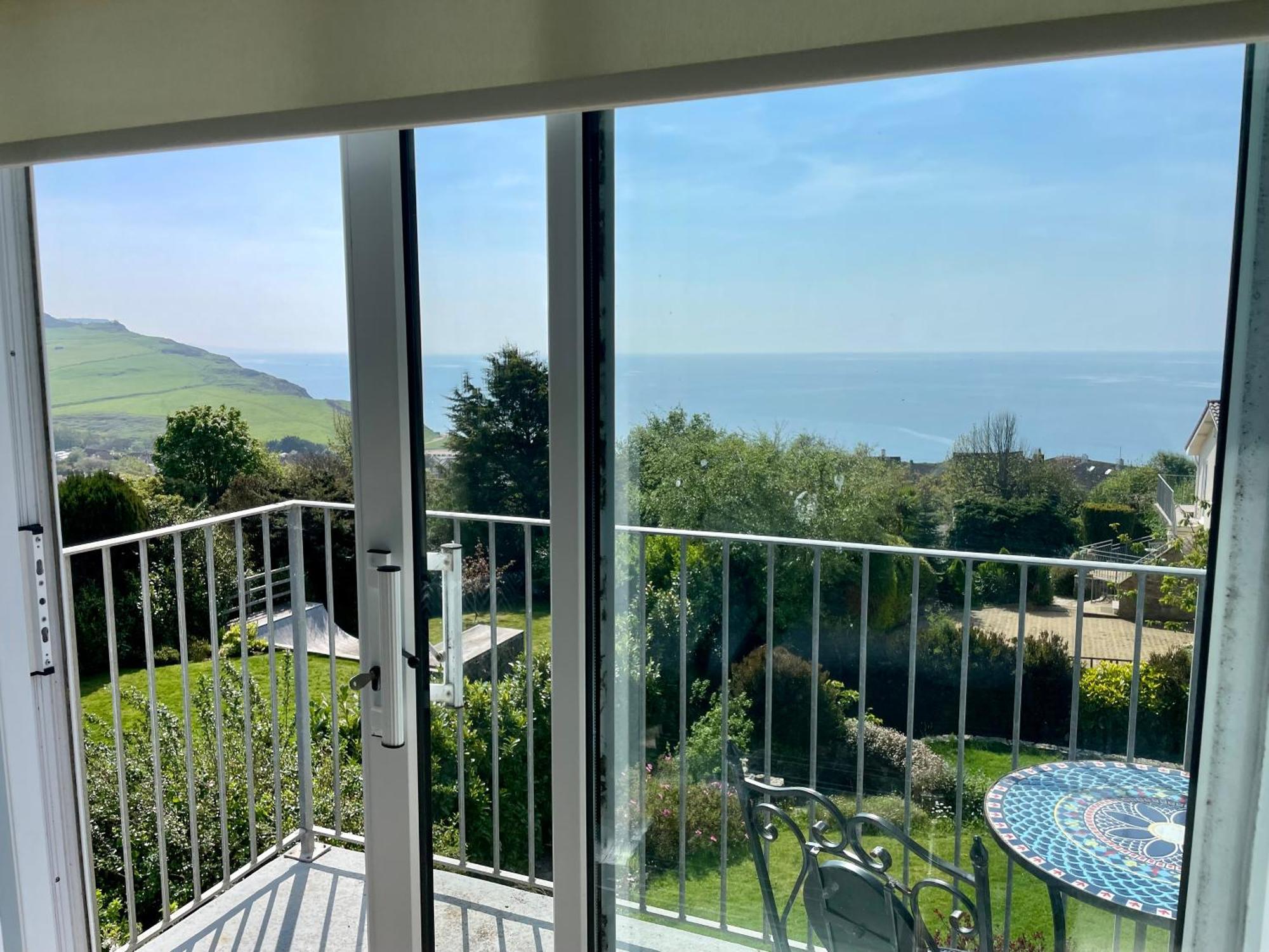 Stunning Charmouth Property With Bay Views! Buitenkant foto