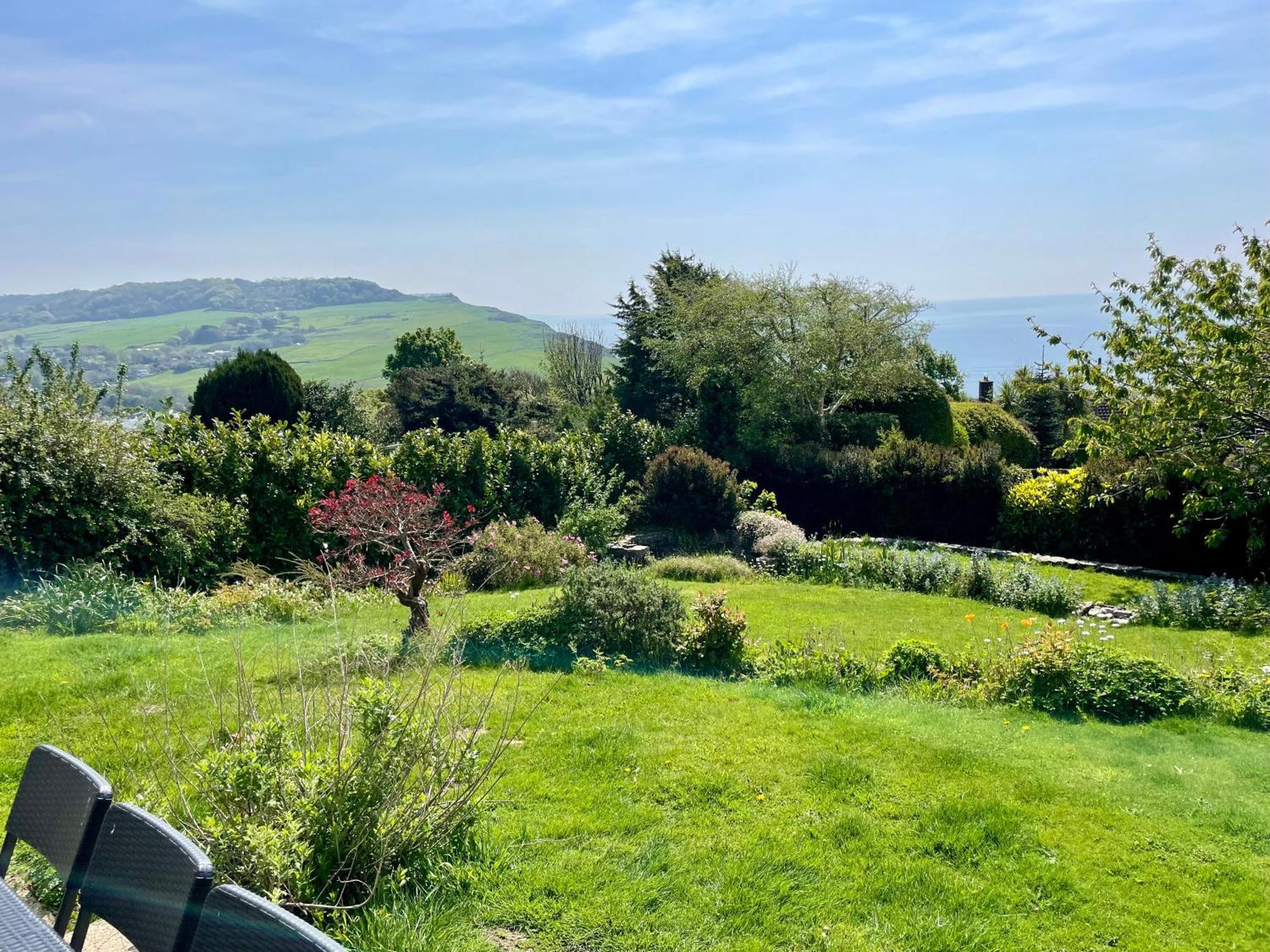 Stunning Charmouth Property With Bay Views! Buitenkant foto