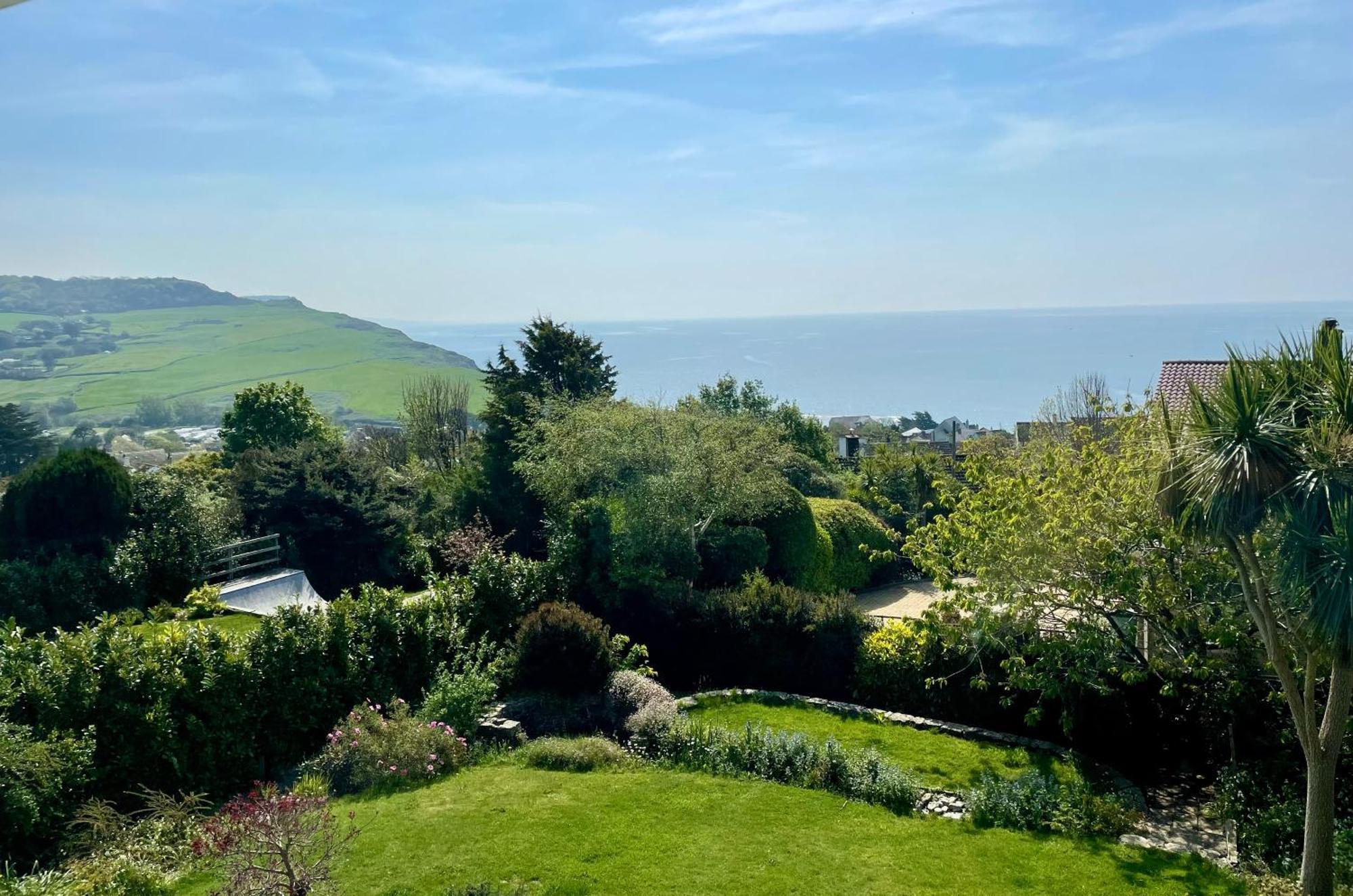 Stunning Charmouth Property With Bay Views! Buitenkant foto
