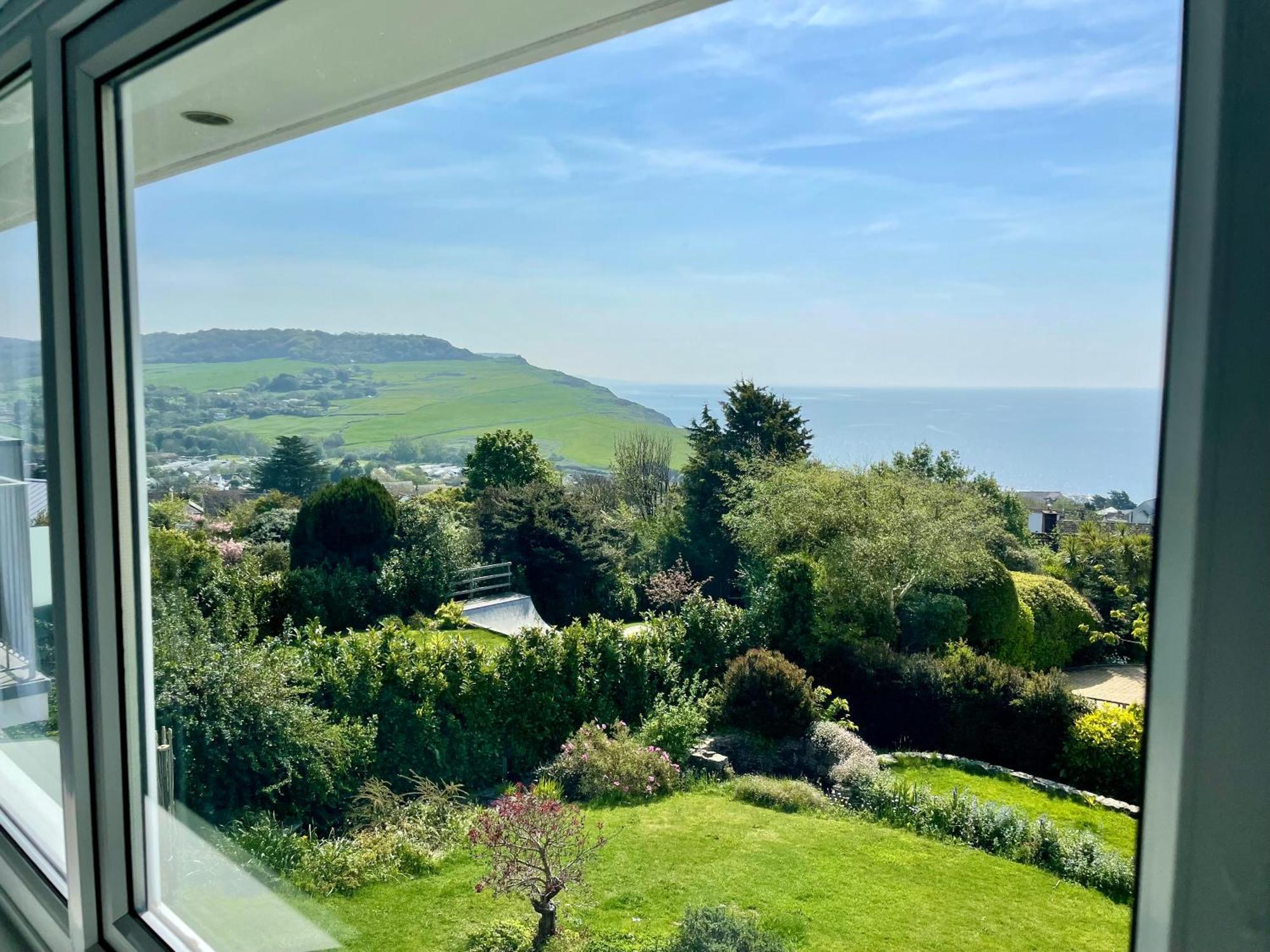 Stunning Charmouth Property With Bay Views! Buitenkant foto