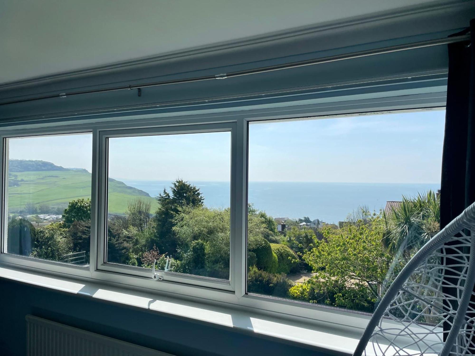 Stunning Charmouth Property With Bay Views! Buitenkant foto