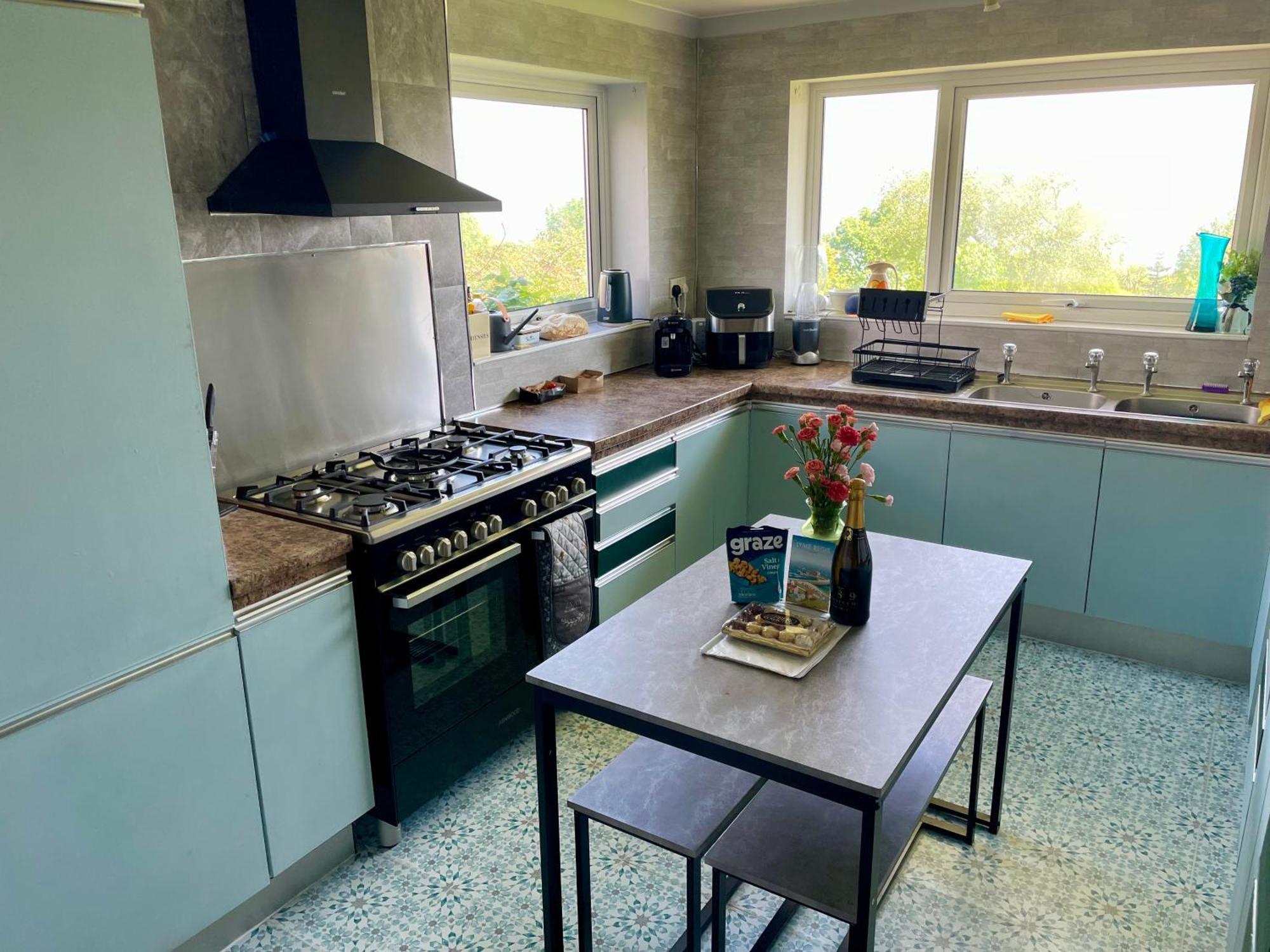 Stunning Charmouth Property With Bay Views! Buitenkant foto