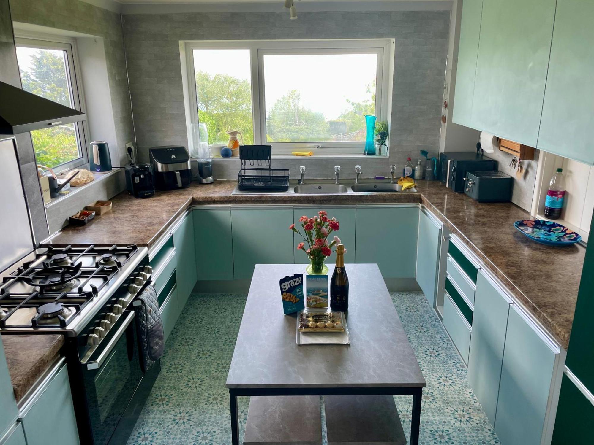 Stunning Charmouth Property With Bay Views! Buitenkant foto