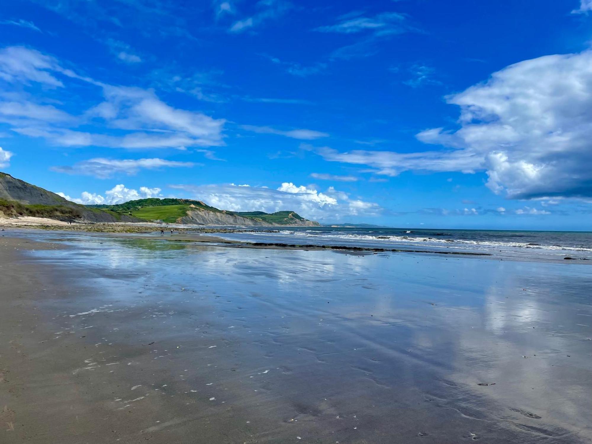 Stunning Charmouth Property With Bay Views! Buitenkant foto